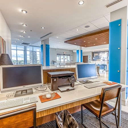 Holiday Inn Express & Suites - Rantoul By Ihg Eksteriør bilde