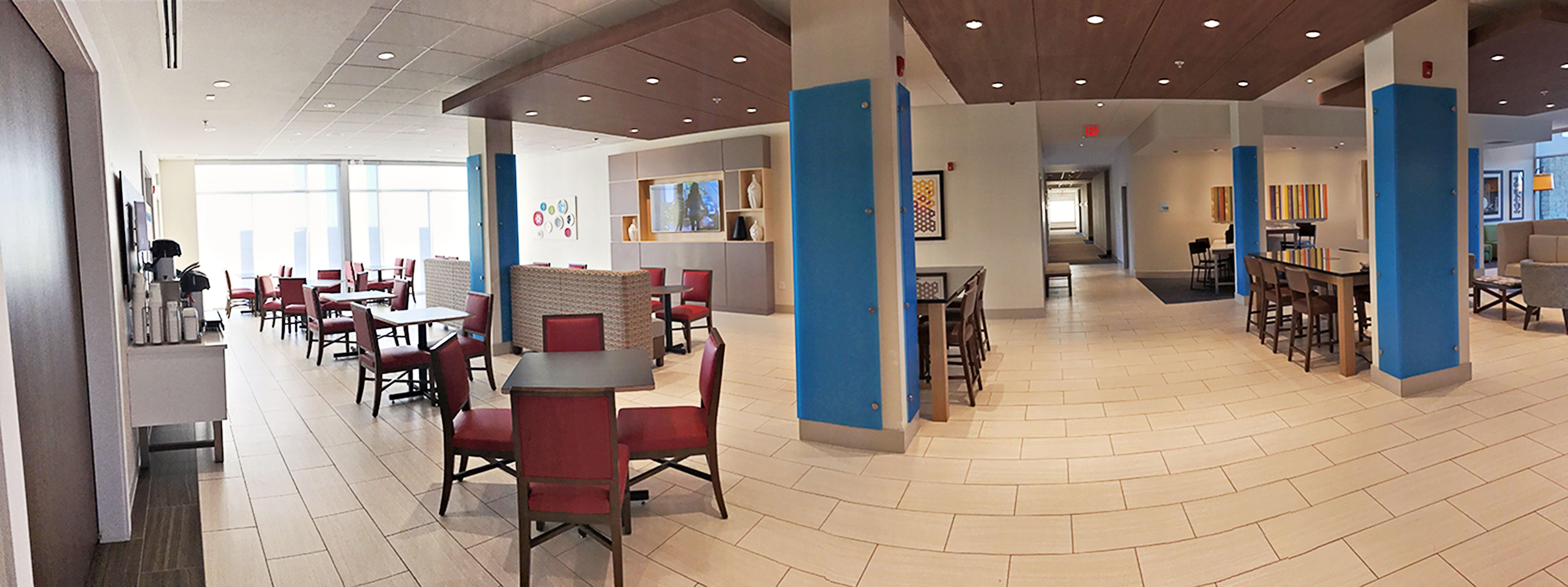 Holiday Inn Express & Suites - Rantoul By Ihg Eksteriør bilde