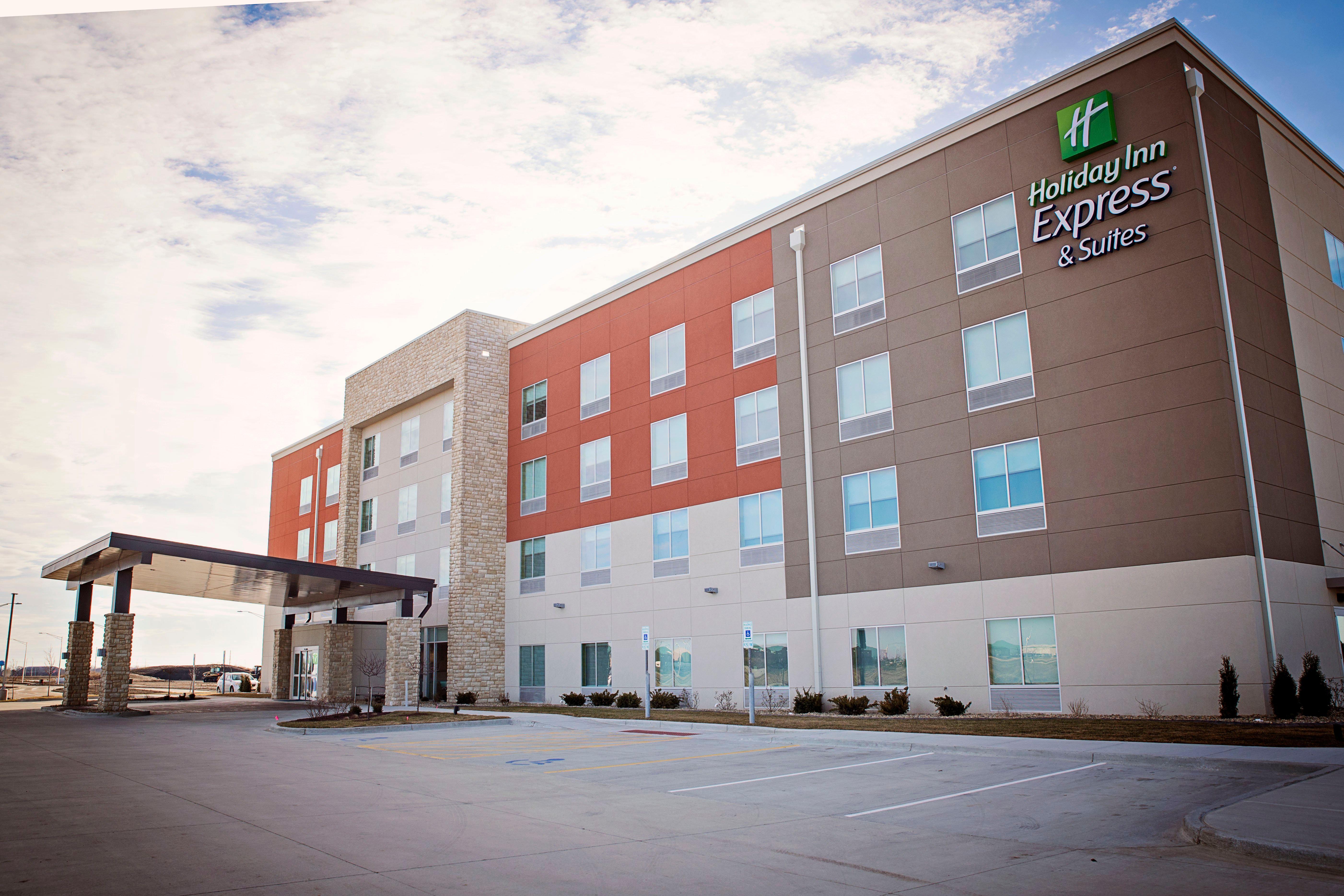 Holiday Inn Express & Suites - Rantoul By Ihg Eksteriør bilde