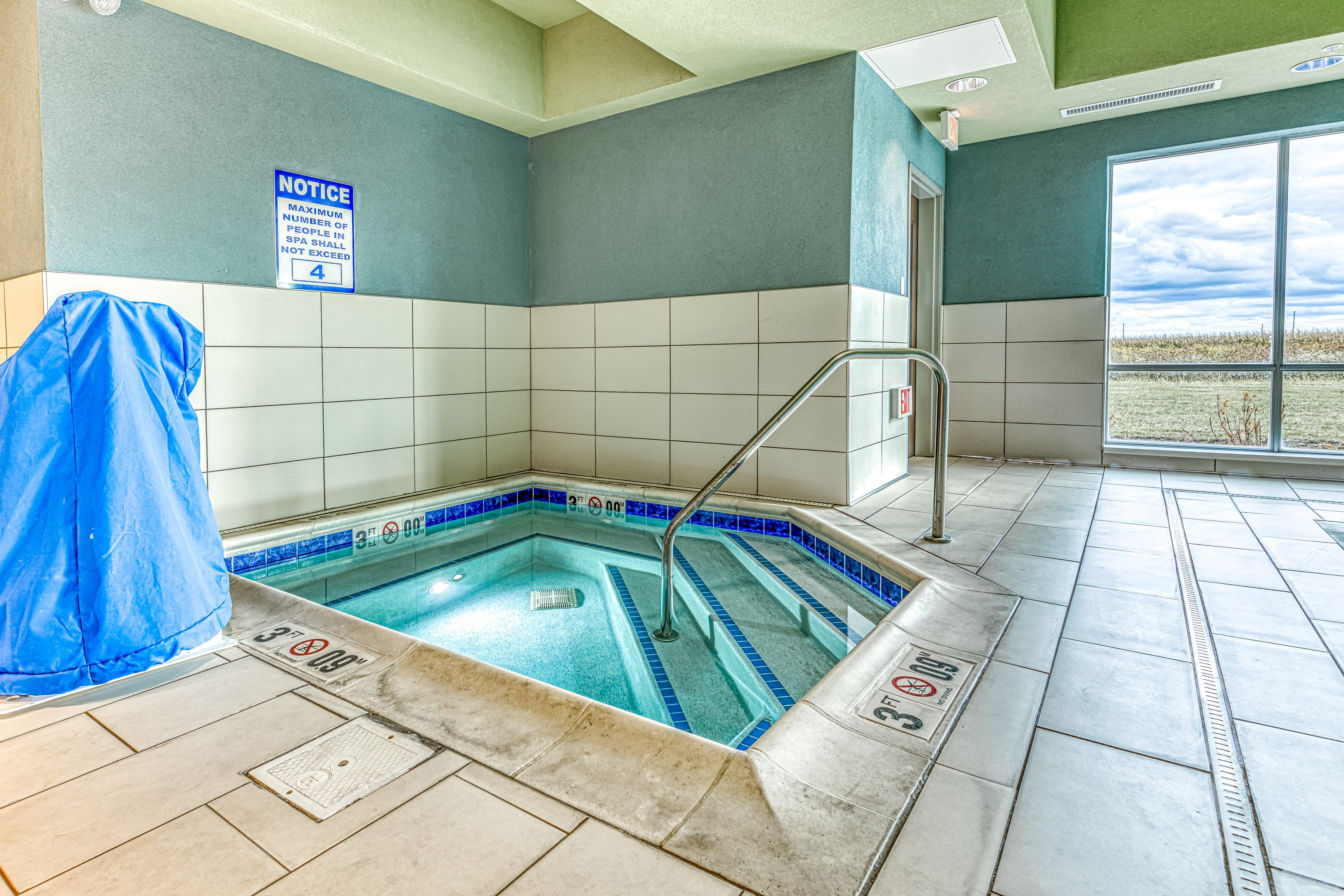 Holiday Inn Express & Suites - Rantoul By Ihg Eksteriør bilde