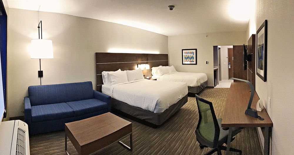 Holiday Inn Express & Suites - Rantoul By Ihg Eksteriør bilde